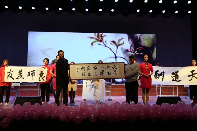 1606098378203196.jpg mmexport1605841013848.jpg