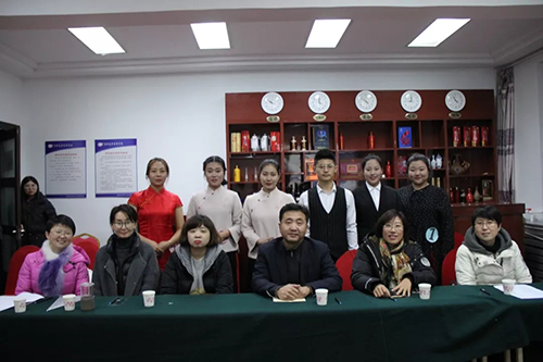 1592019695330484.jpg 640.webp.jpg